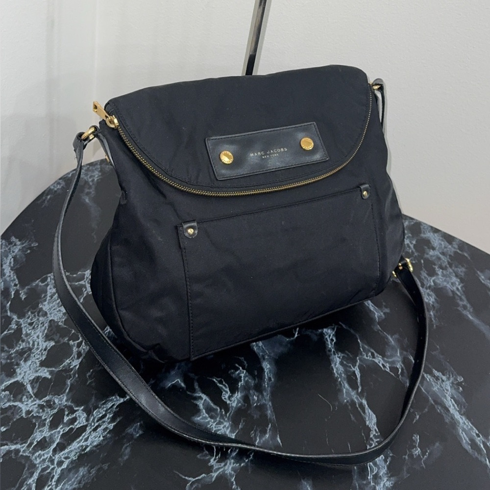 Marc Jacobs Black Shoulder Bag Preppy Nylon Messenger Crossbody Bag AUTHENTIC